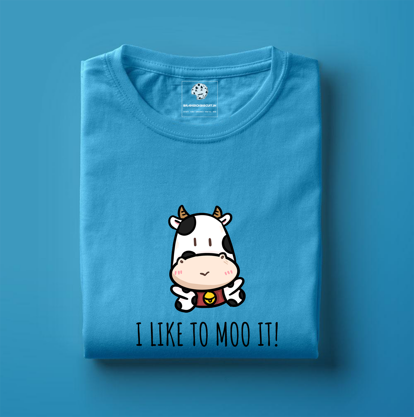 black and white cow dancing to i like to move it song madagascar the movie on sky blue t-shirt